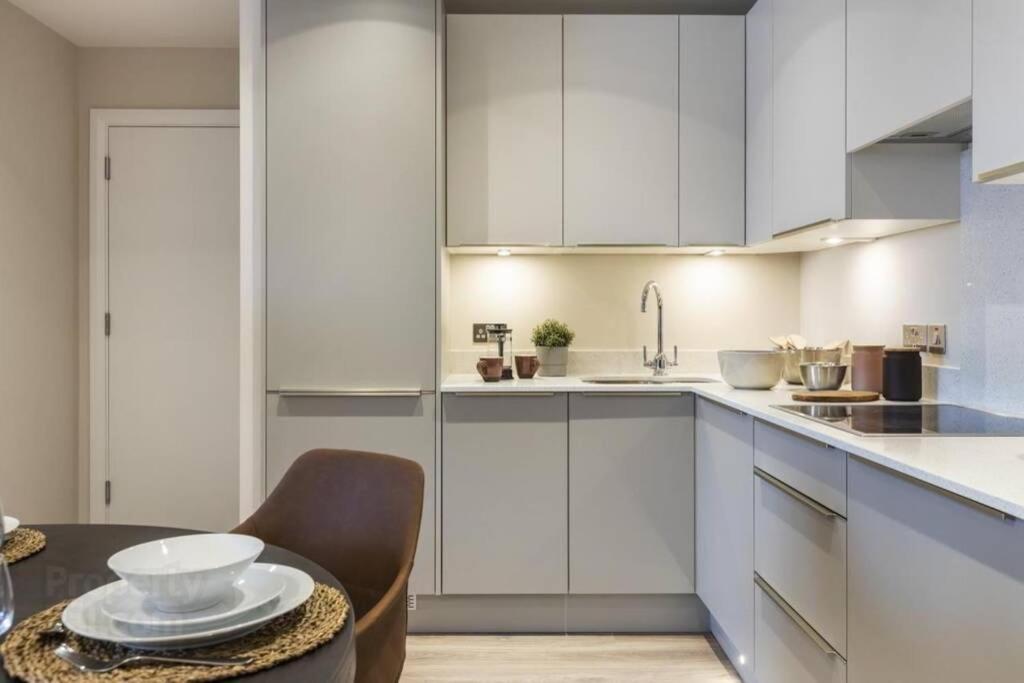 5* Luxury, City Centre, Brand New Development เบลฟาสต์ ภายนอก รูปภาพ